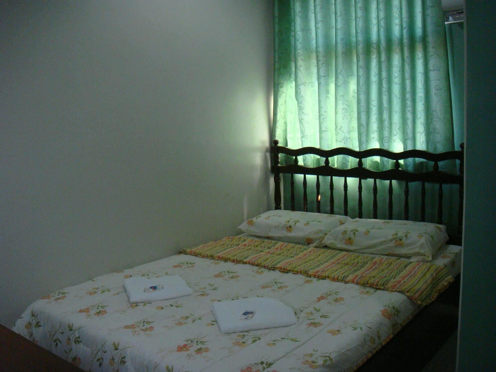 Tiptop Tower Suite Inn Dumaguete City Экстерьер фото