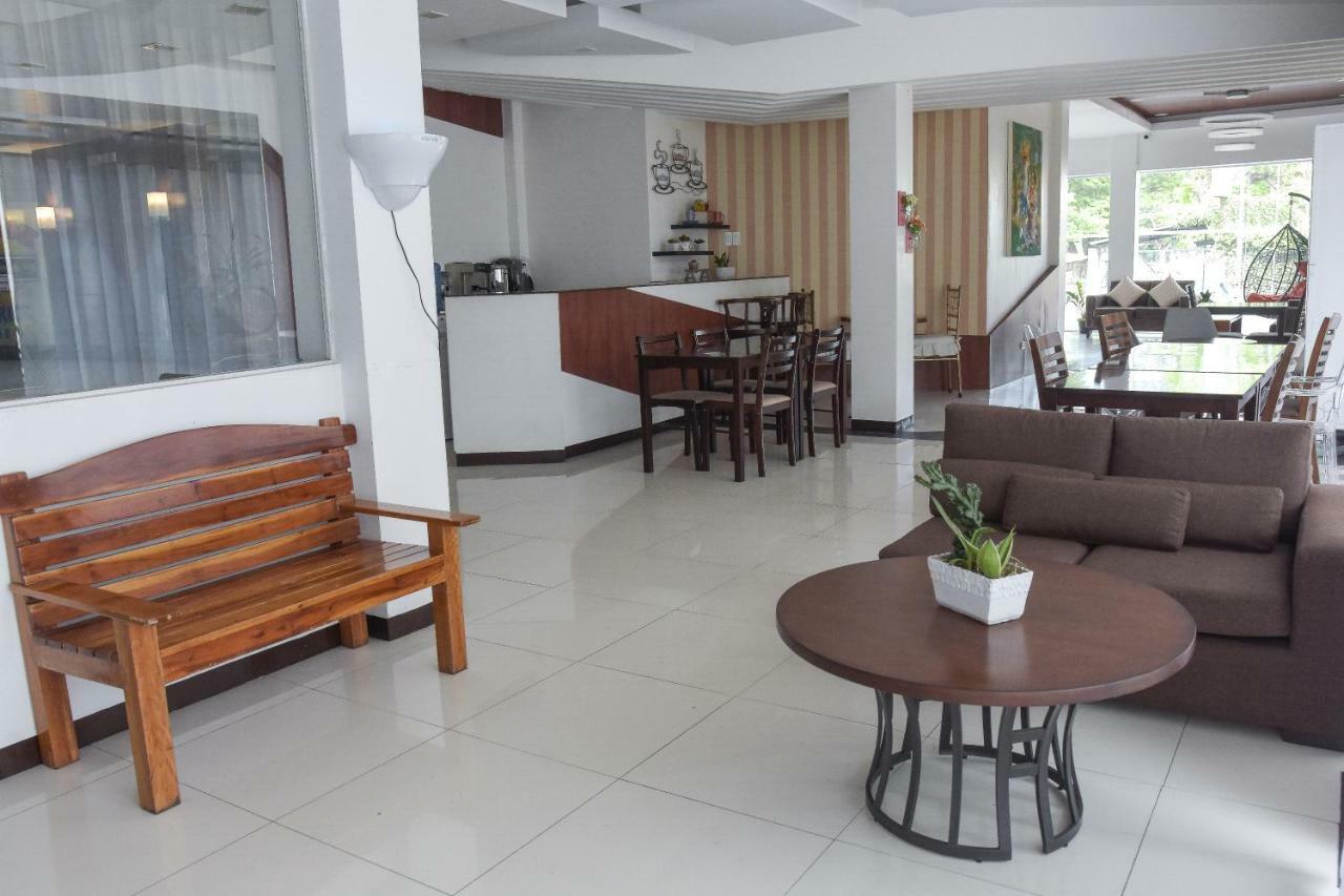 Tiptop Tower Suite Inn Dumaguete City Экстерьер фото