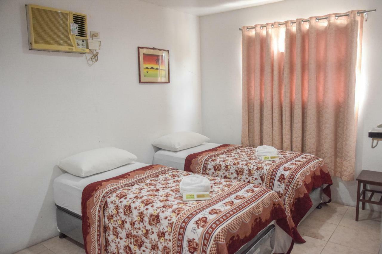 Tiptop Tower Suite Inn Dumaguete City Экстерьер фото