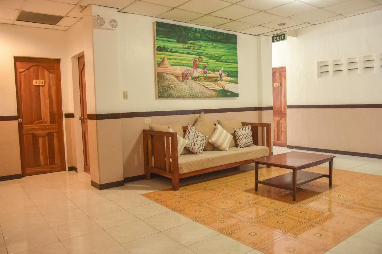 Tiptop Tower Suite Inn Dumaguete City Экстерьер фото